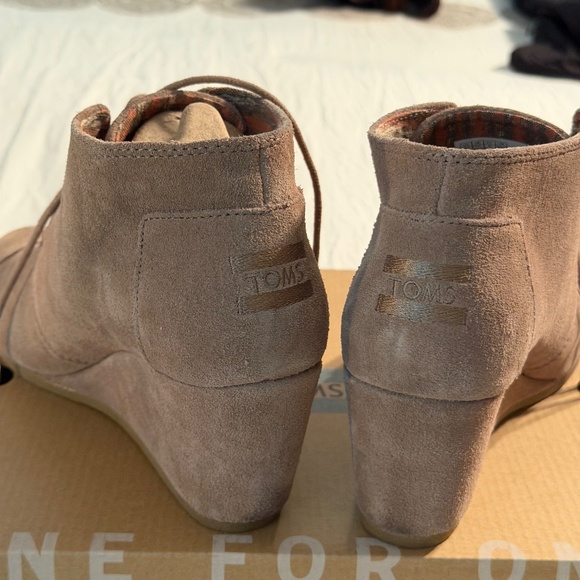 Tom booties - Picture 3 of 4